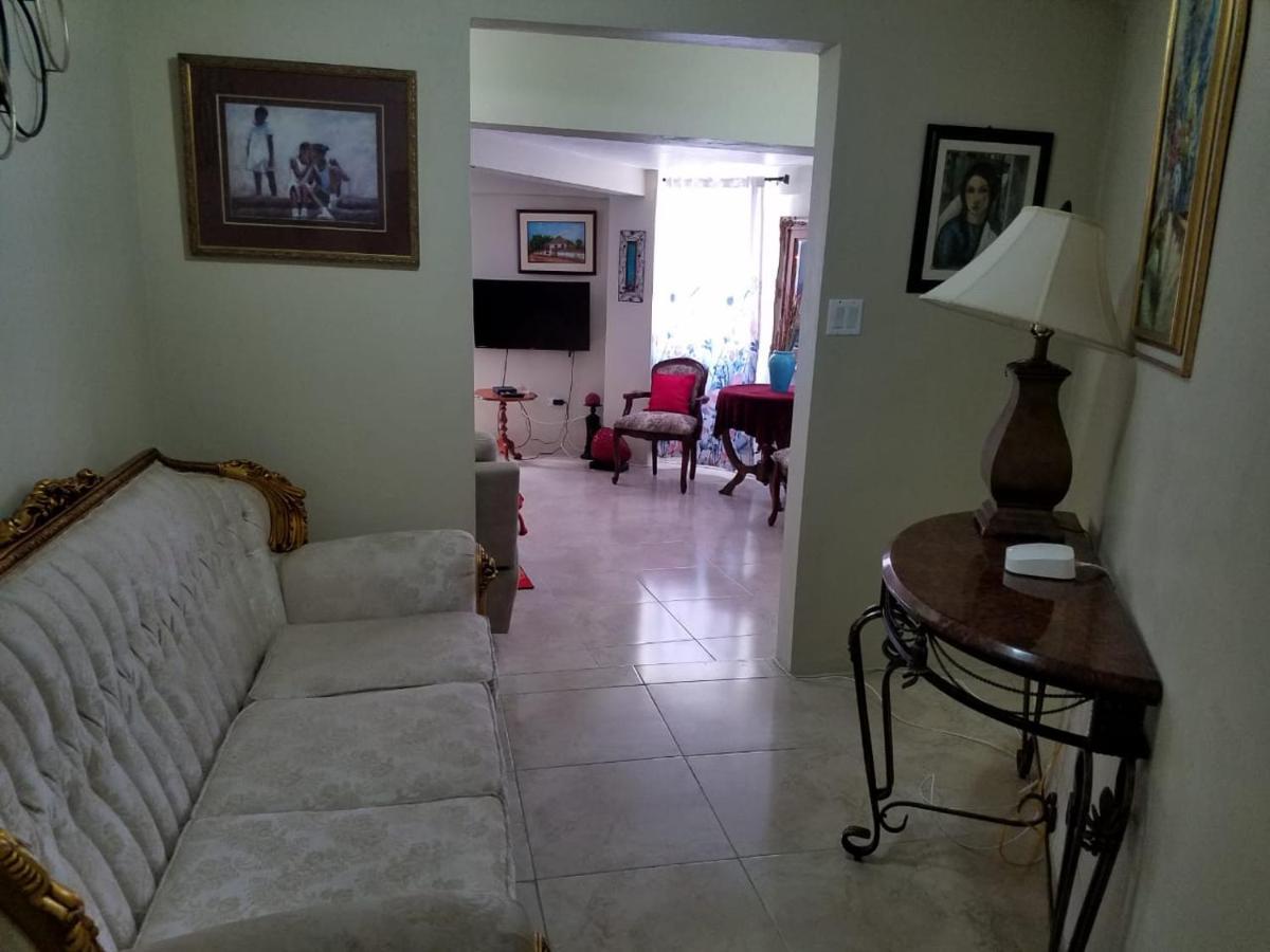 Apartament Bella Vista Vacation Montego Bay Zewnętrze zdjęcie