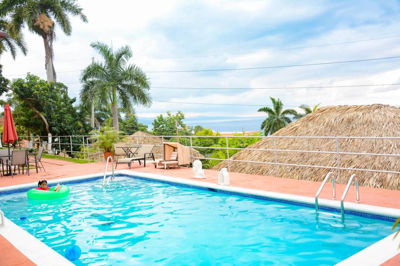 Apartament Bella Vista Vacation Montego Bay Zewnętrze zdjęcie